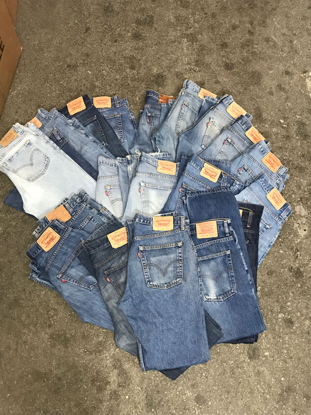 Levi's jeans vintage 100% denim box da 35kg per remake - personalizzazioni