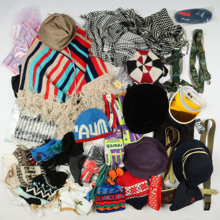 Stock 92pz accessori vintage uomo e donna cappelli, guanti, sciarpe, mantelle e simili