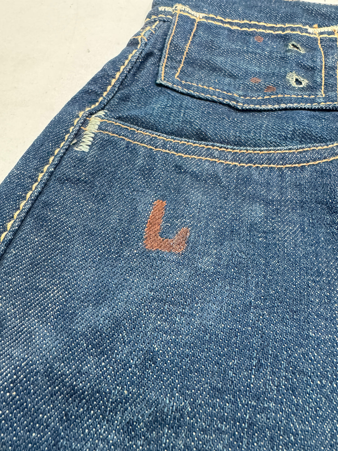 Levi's RED short selvedge cimosa rossa deadstock