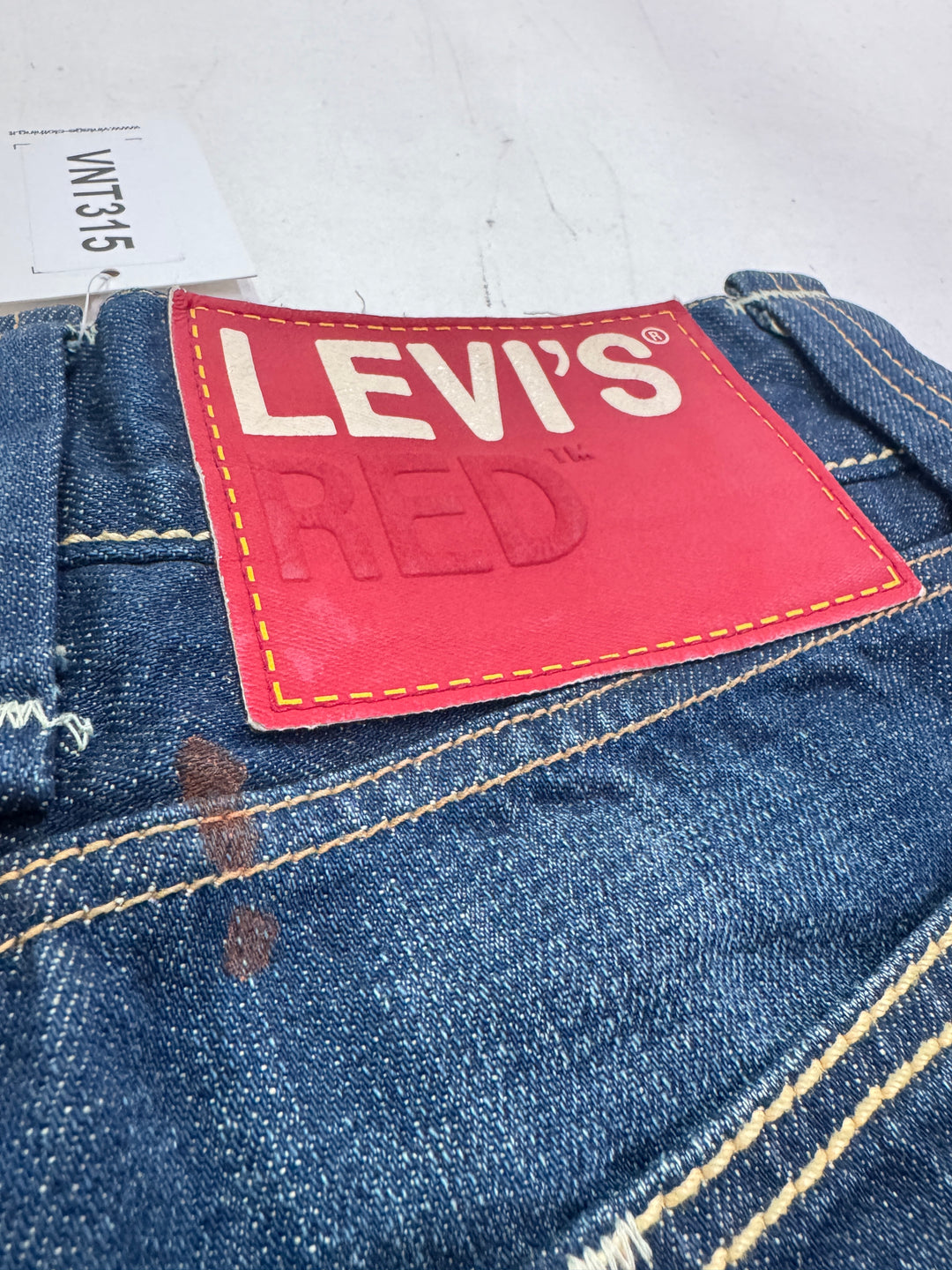 Levi's RED short selvedge cimosa rossa deadstock