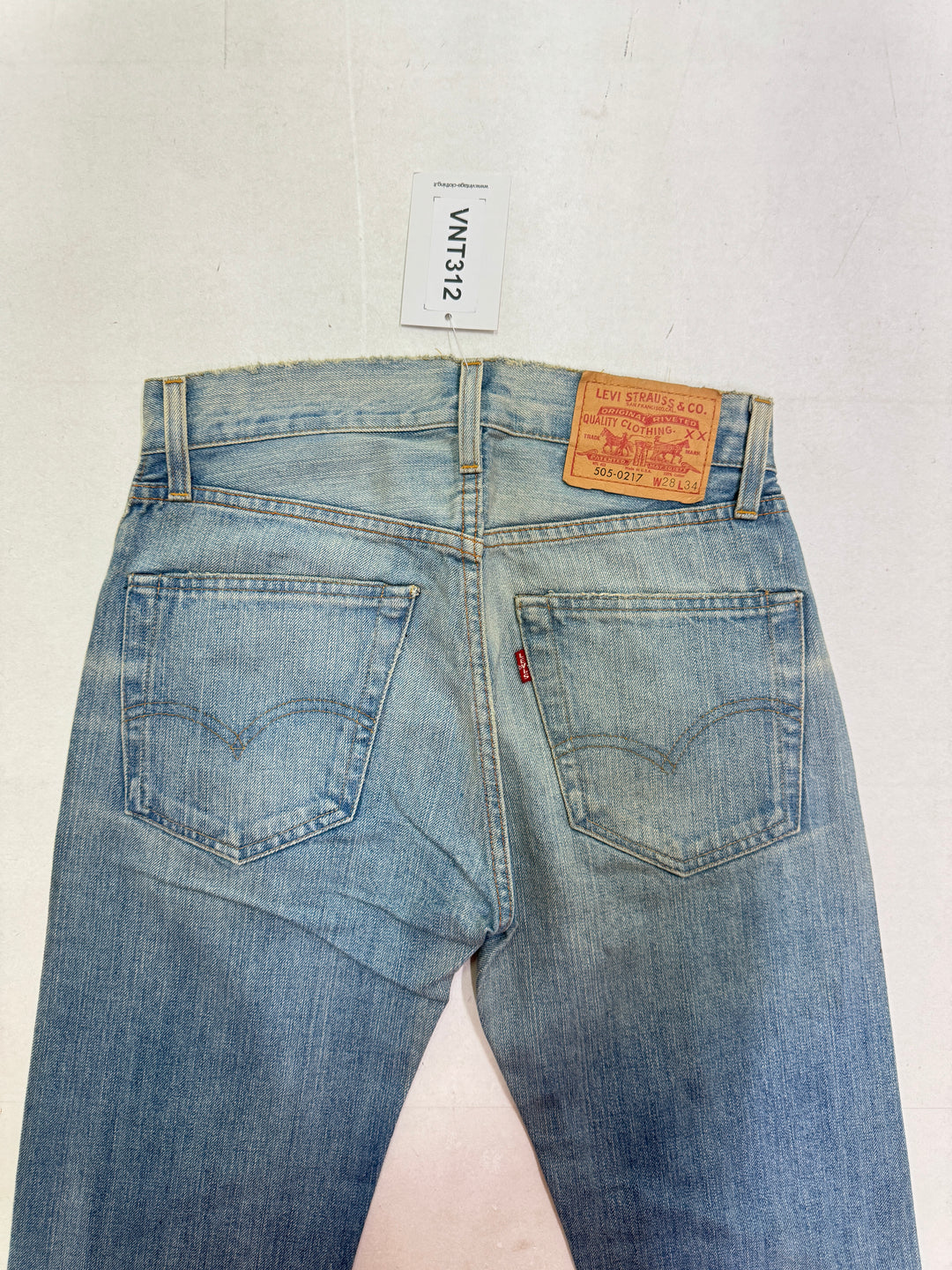 Levi's Vintage Clothing 505 - 0217 Big E W28 L34 selvedge cimosa deadstock