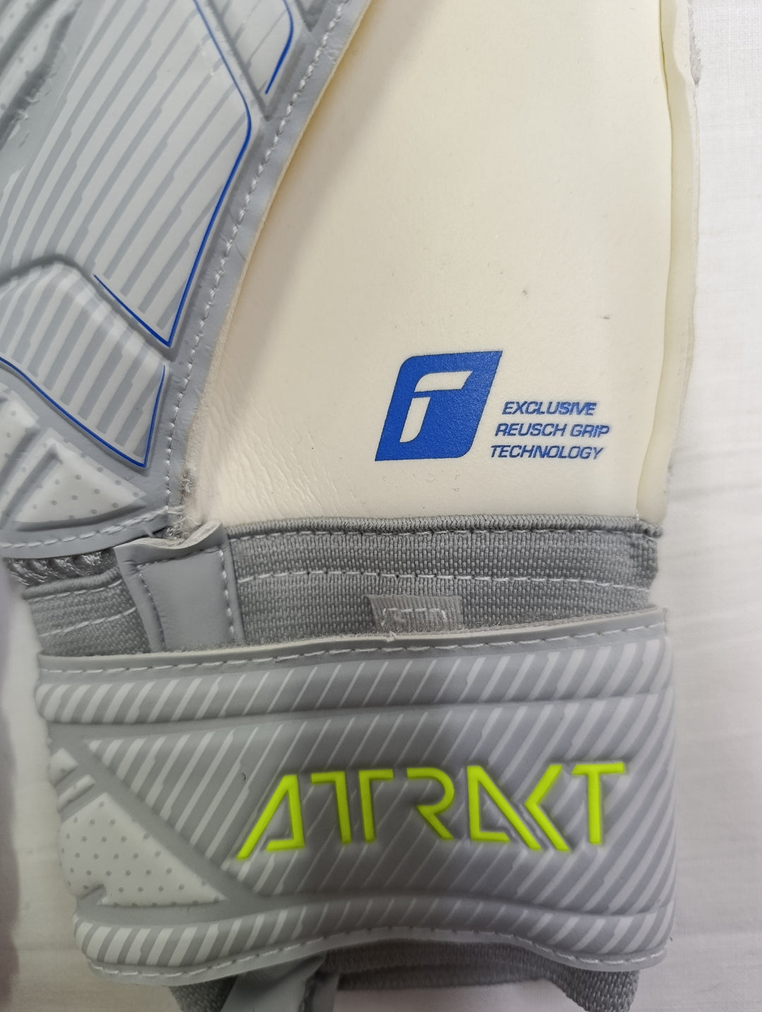 Reush attrakt grip size 7 guanti portiere calcio nuovi