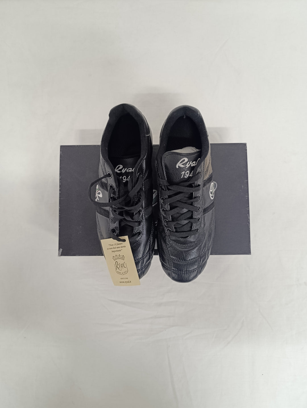 Ryal scarpe da calcio nuove numero 39.5 pelle di canguro lavorazione artigianale