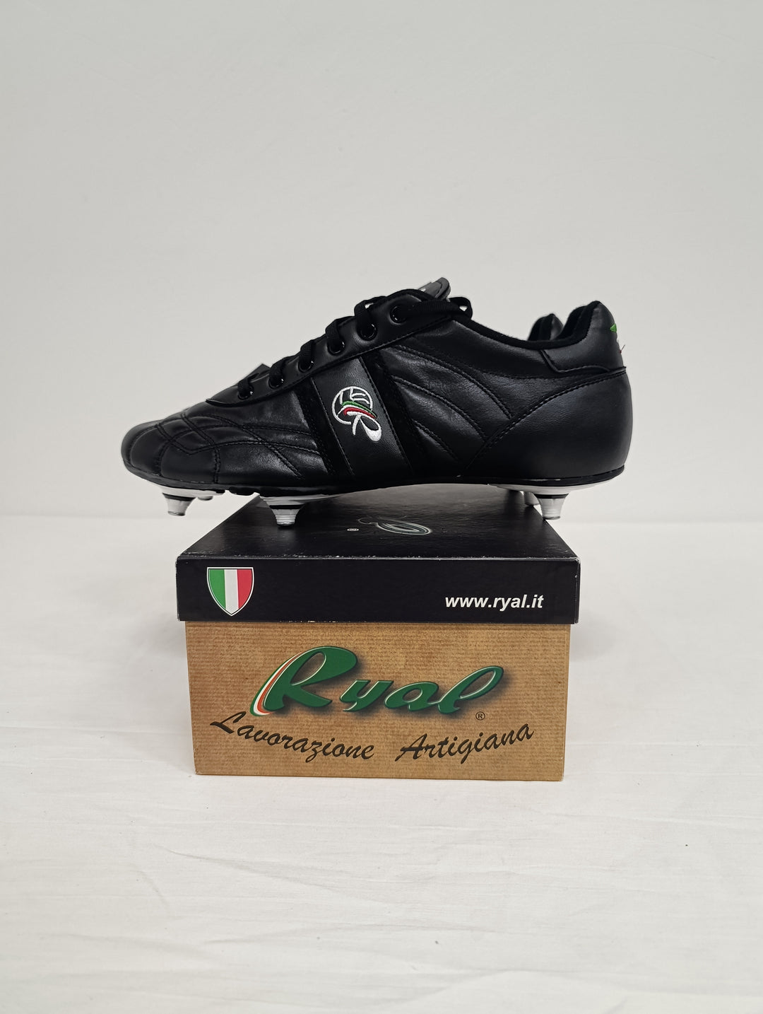 Ryal scarpe da calcio nuove numero 46.5 pelle di canguro lavorazione artigianale