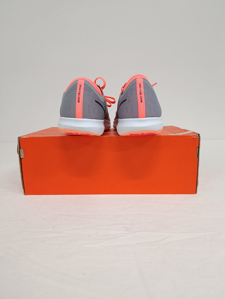 Nike wmns flex adpt tr scarpe nuove UK 8.5 Eur 43
