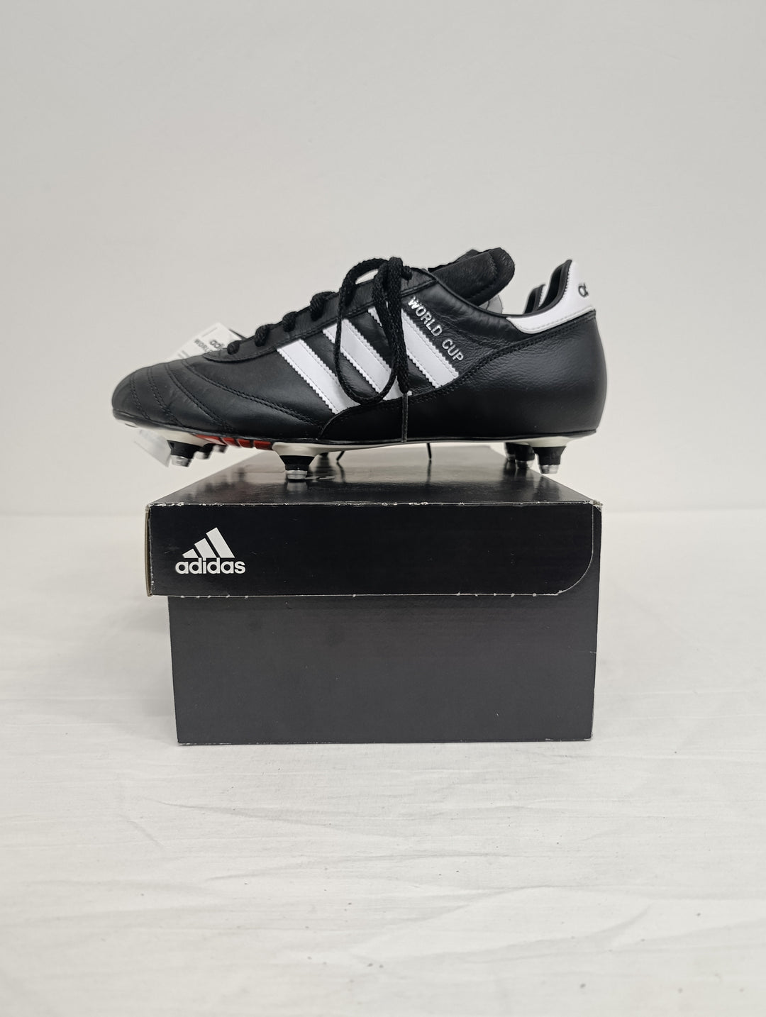 Adidas Worl Cup scarpe calcio nuove Eur 43 1/3 US 9.5 UK 9