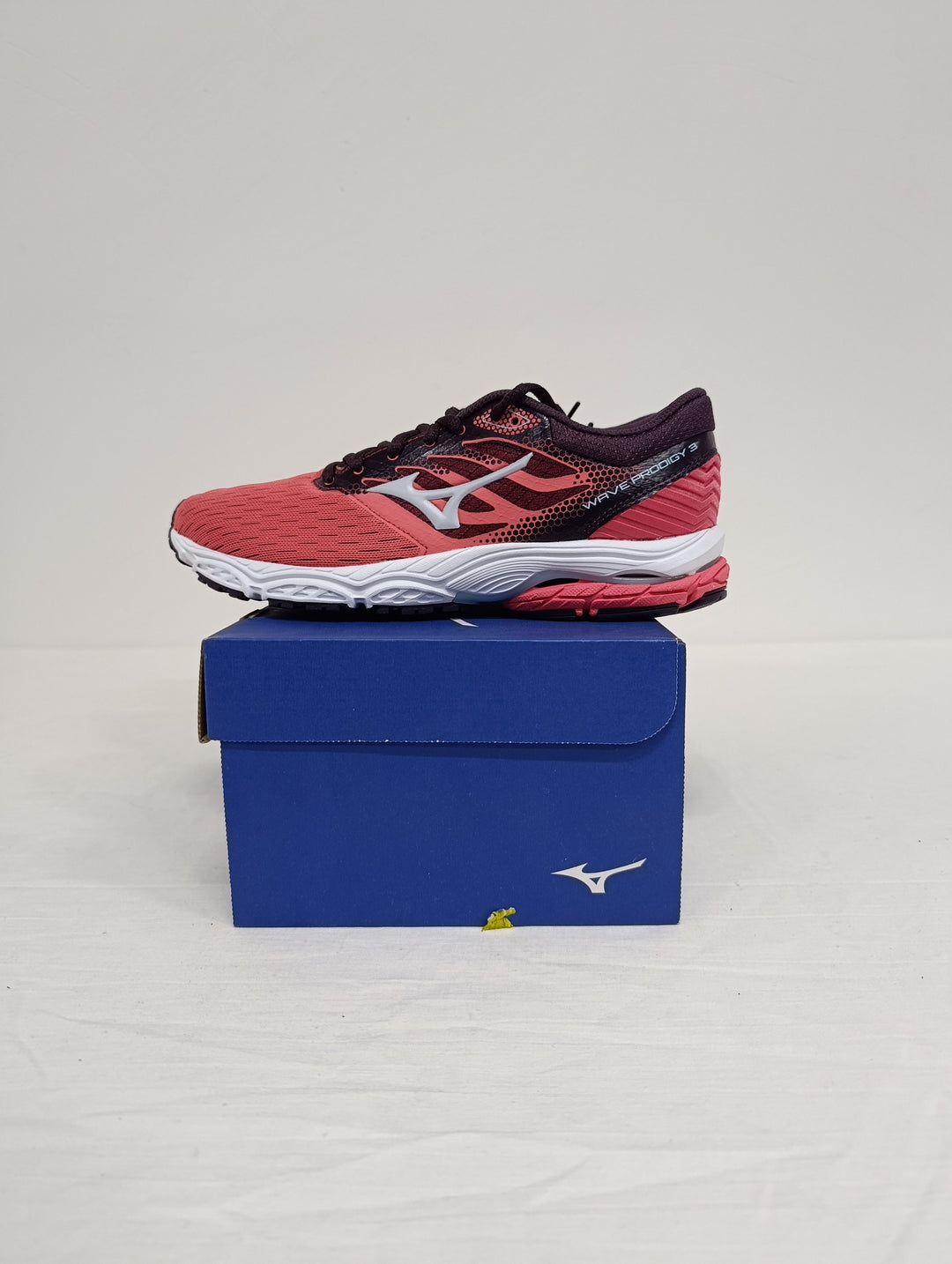 Mizuno wawe prodigy 3 scarpe nuove donne Eur 38.5 UK 5.5 US 8