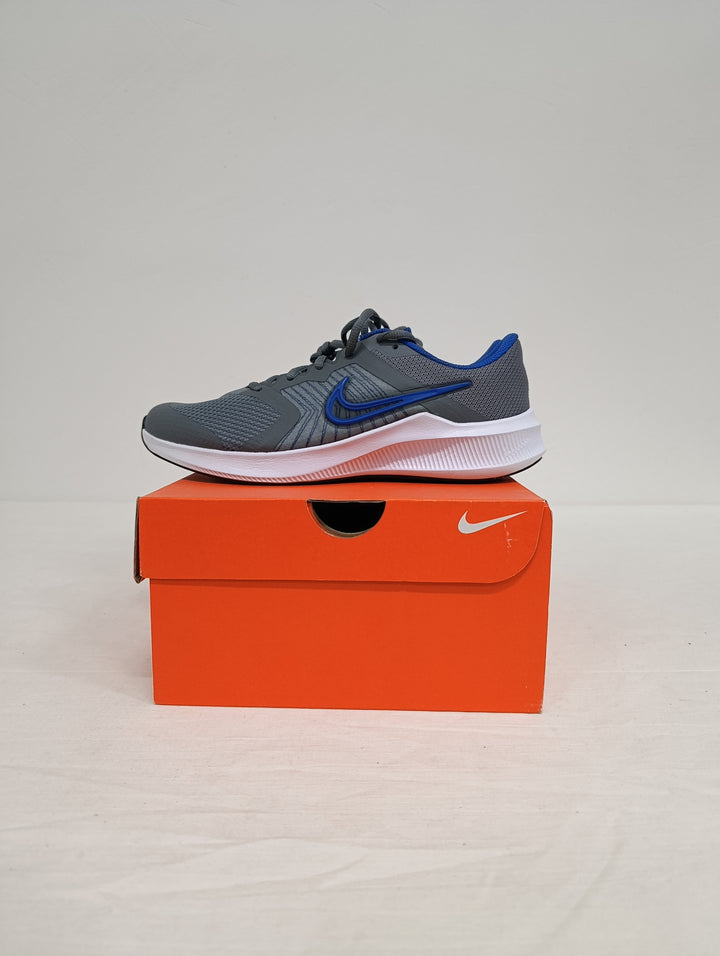 Nike downshifter 11 GS scarpe nuove running Eur 37.5 US 5y UK 4.5