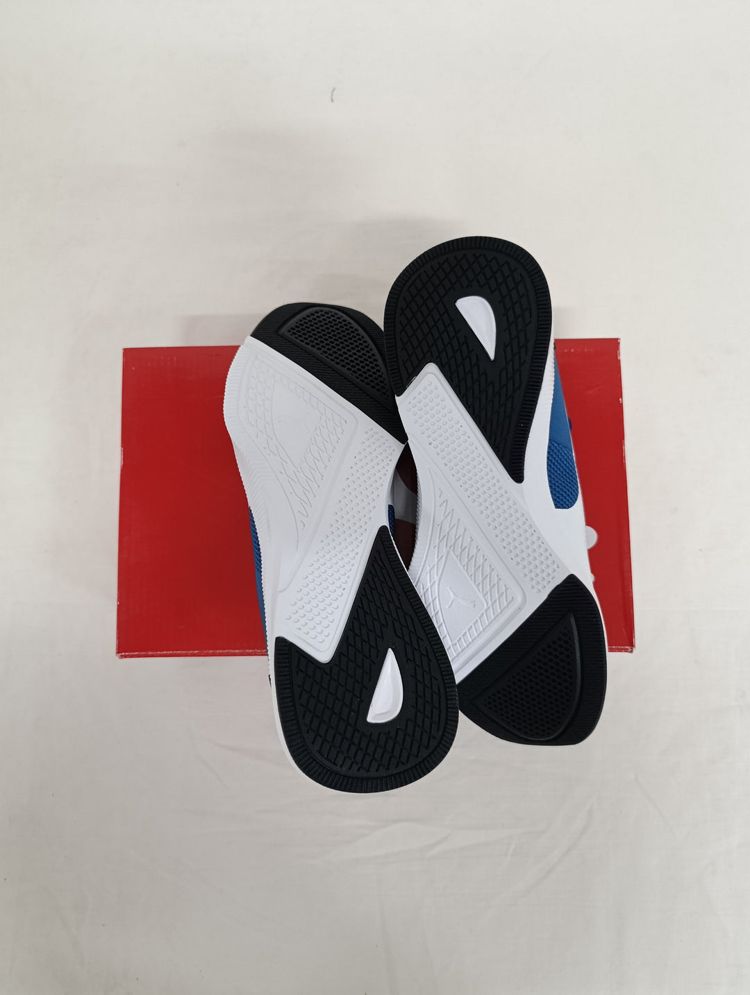 Puma flyer runner JR scarpe nuove Eur 37 US 5.5 UK 4.5