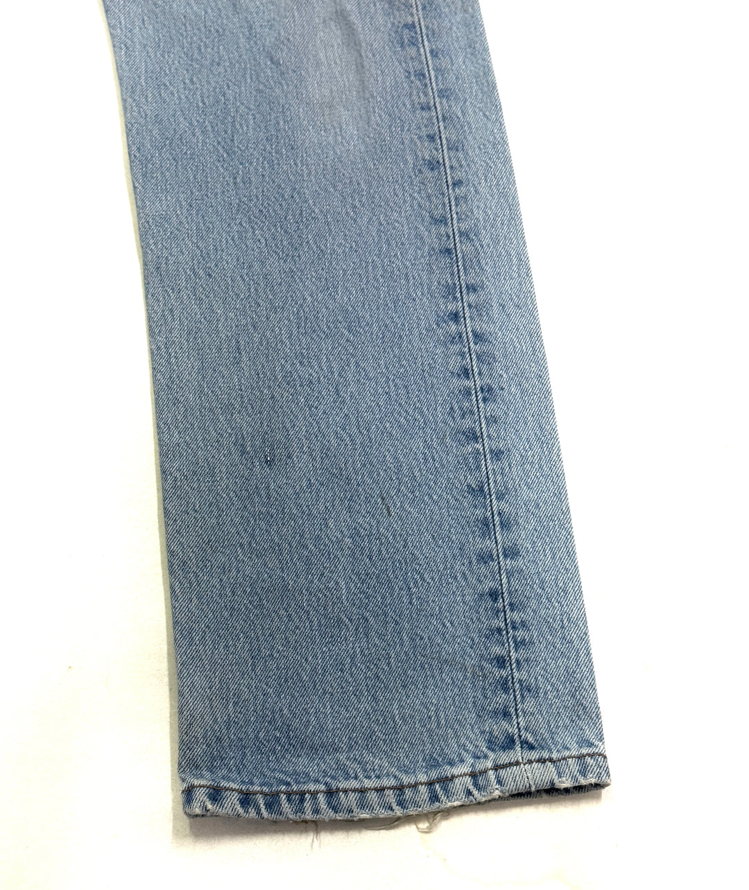 Levi's 501 for women Made In USA W31 L32 anni 80'
