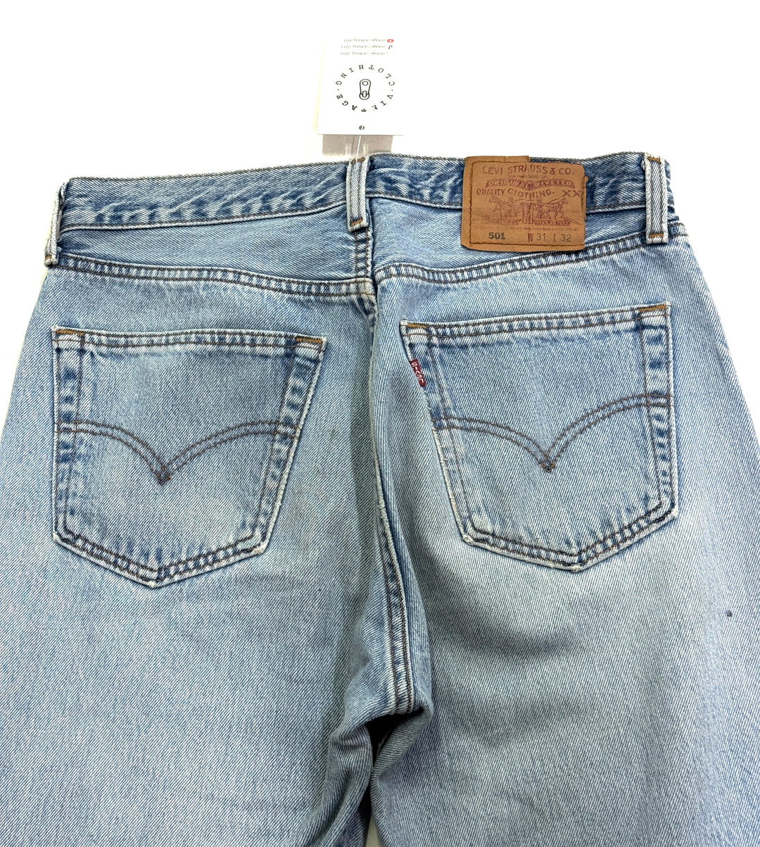 Levi's 501 for women Made In USA W31 L32 anni 80'