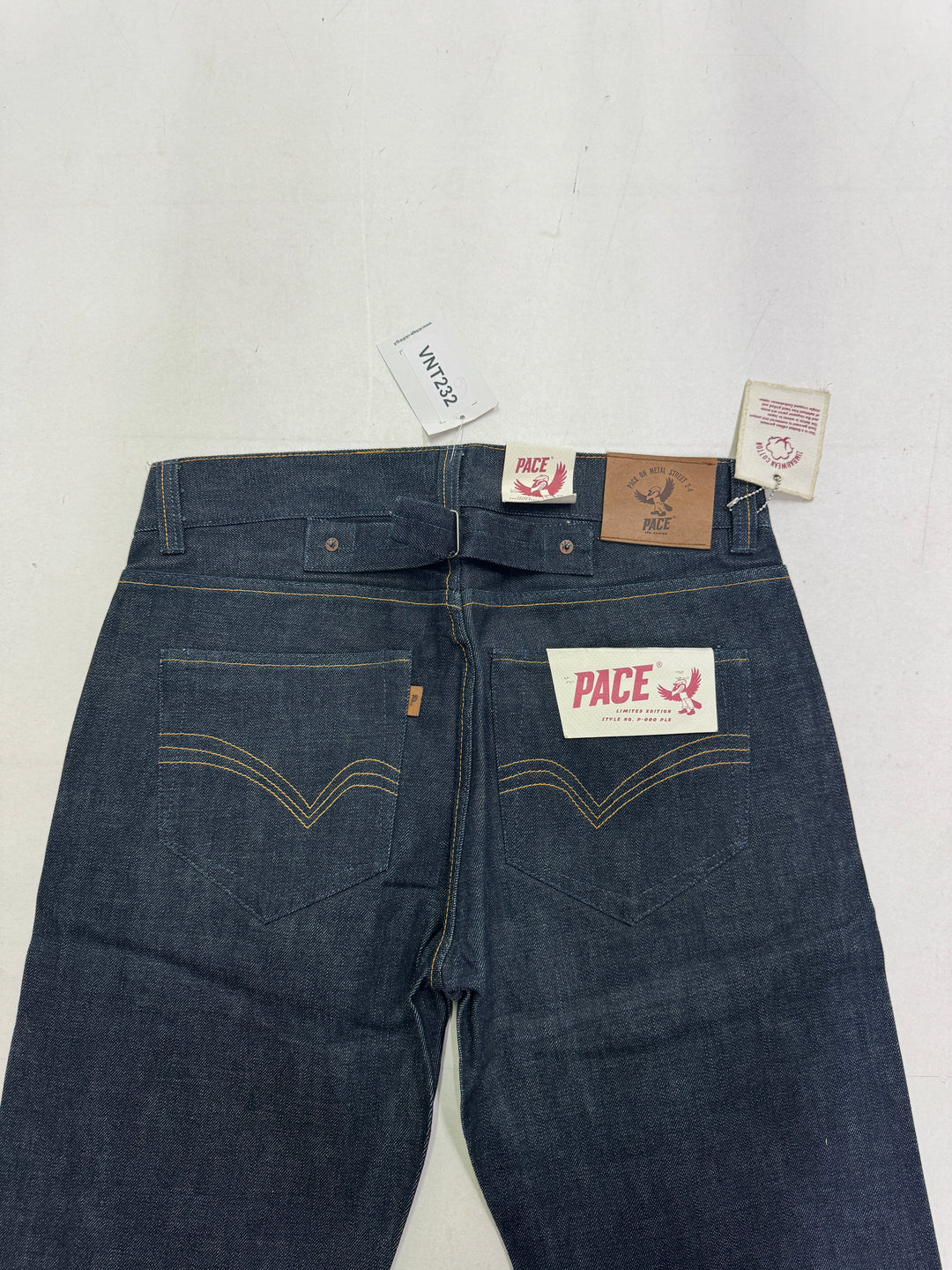 Pace Limited Edition W32 L36 cimosa, martingala e rivetti jeans nuovo Deadstock red line selvedge