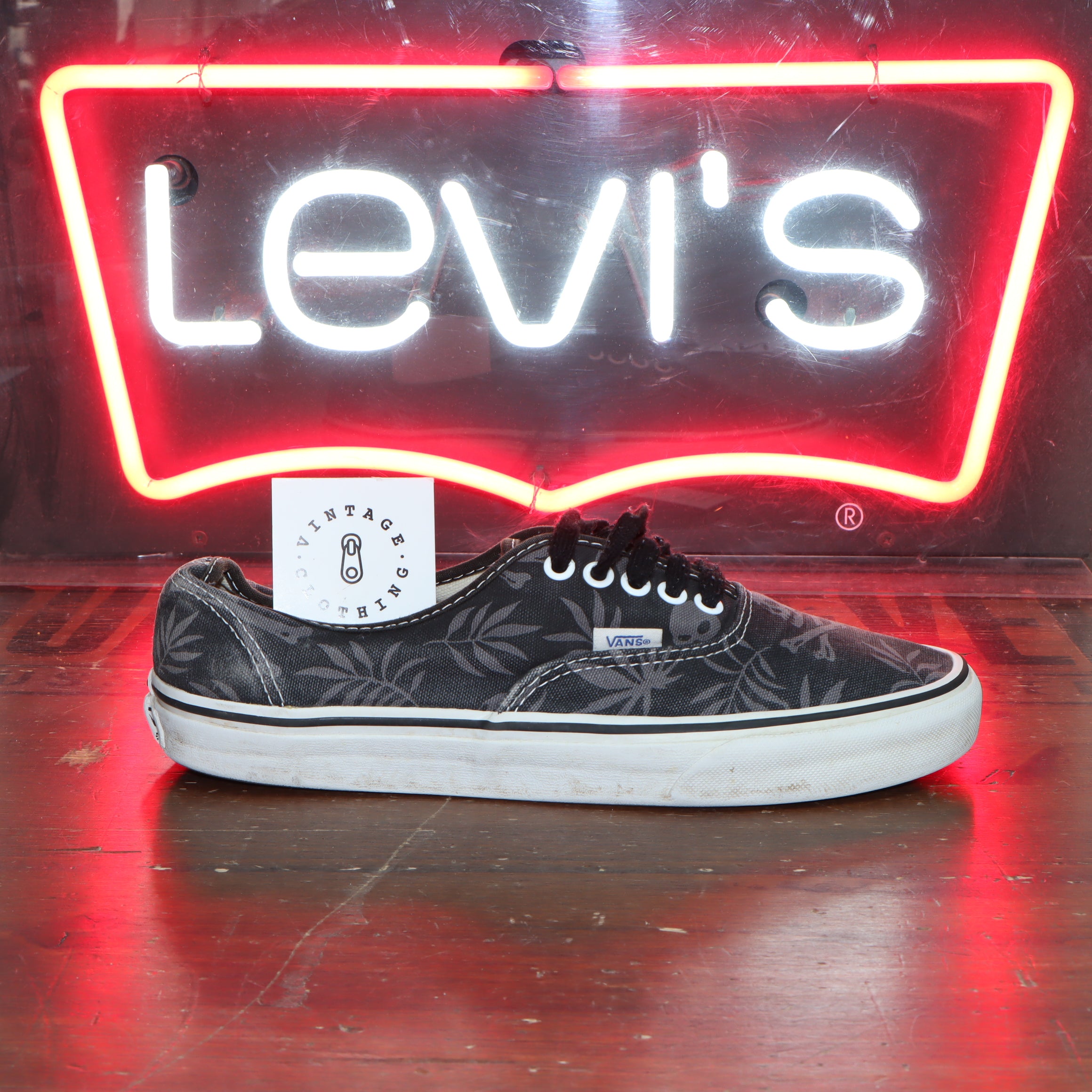Vans Van Doren Skull basse tela teschi e palme size Mens 8.5 Wo s 10 Vintage Clothing