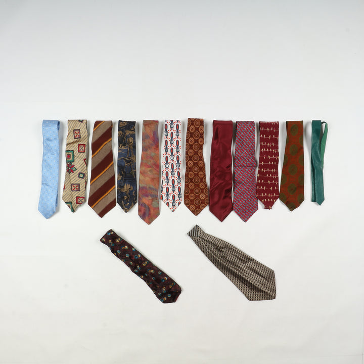 Lotto stock cravatte vintage box da 400pz