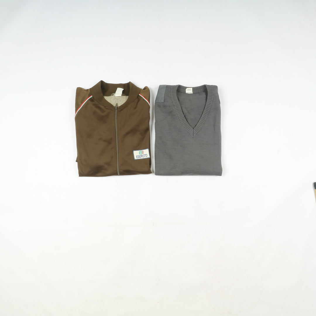 Abbigliamento militare e civile box misto 58pz soft air caccia pesca army
