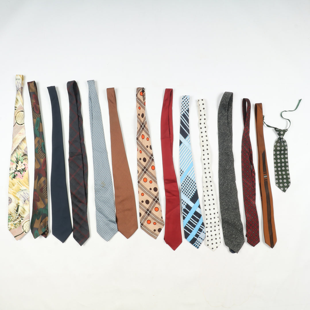Lotto stock cravatte vintage box da 350pz