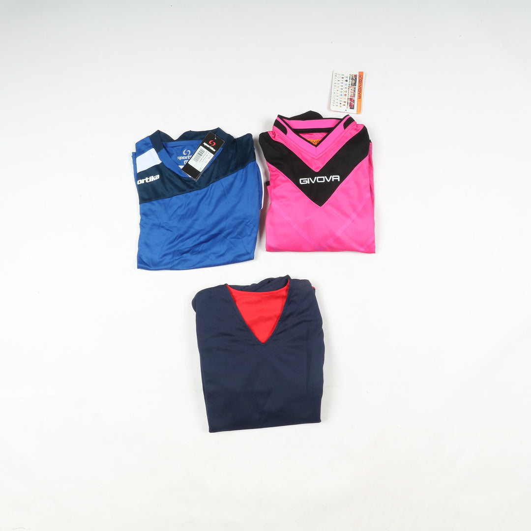 Completi sportivi da calcio nuovi con cartellino 67pz Sportika, Macron, Royal, Givova