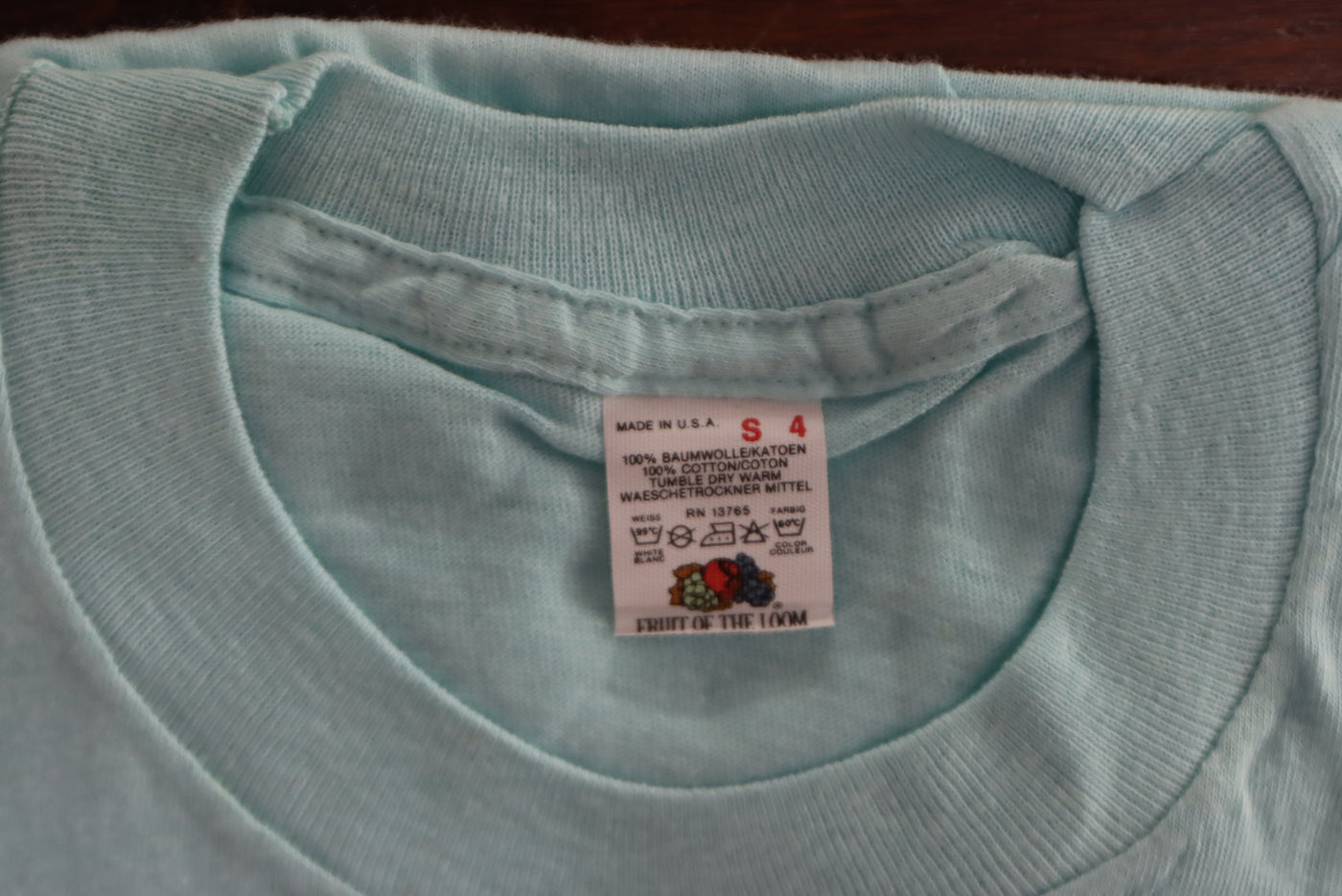 Fruit Of The Loom made in USA T-shirt Taglia S vintage mezza manica nuova deadstock
