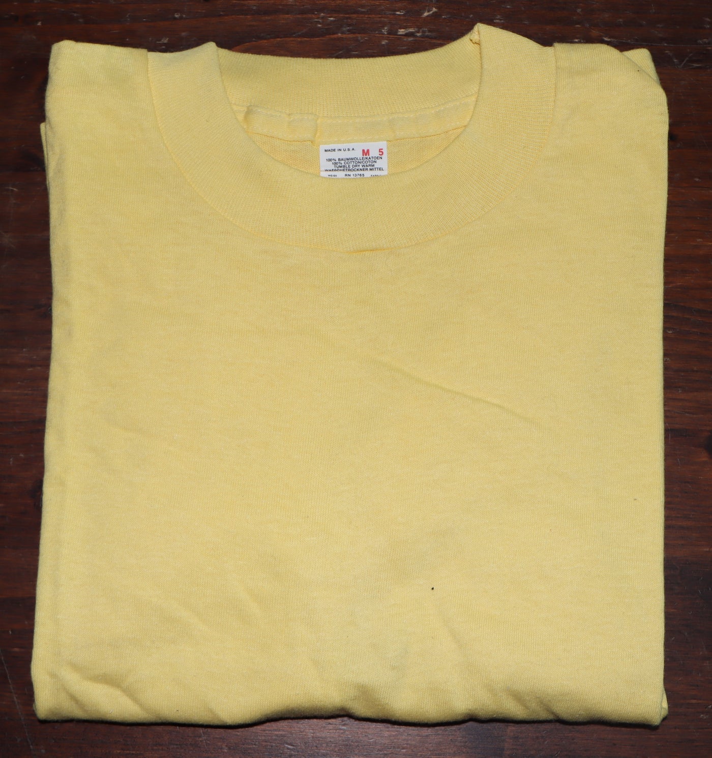 Fruit Of The Loom made in USA T-shirt Taglia M vintage mezza manica nuova deadstock