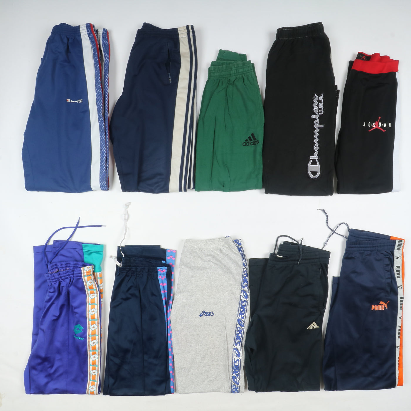 Pantaloni sportivi Adidas, Nike, Puma... uomo donna box da 38pz Grado A+B