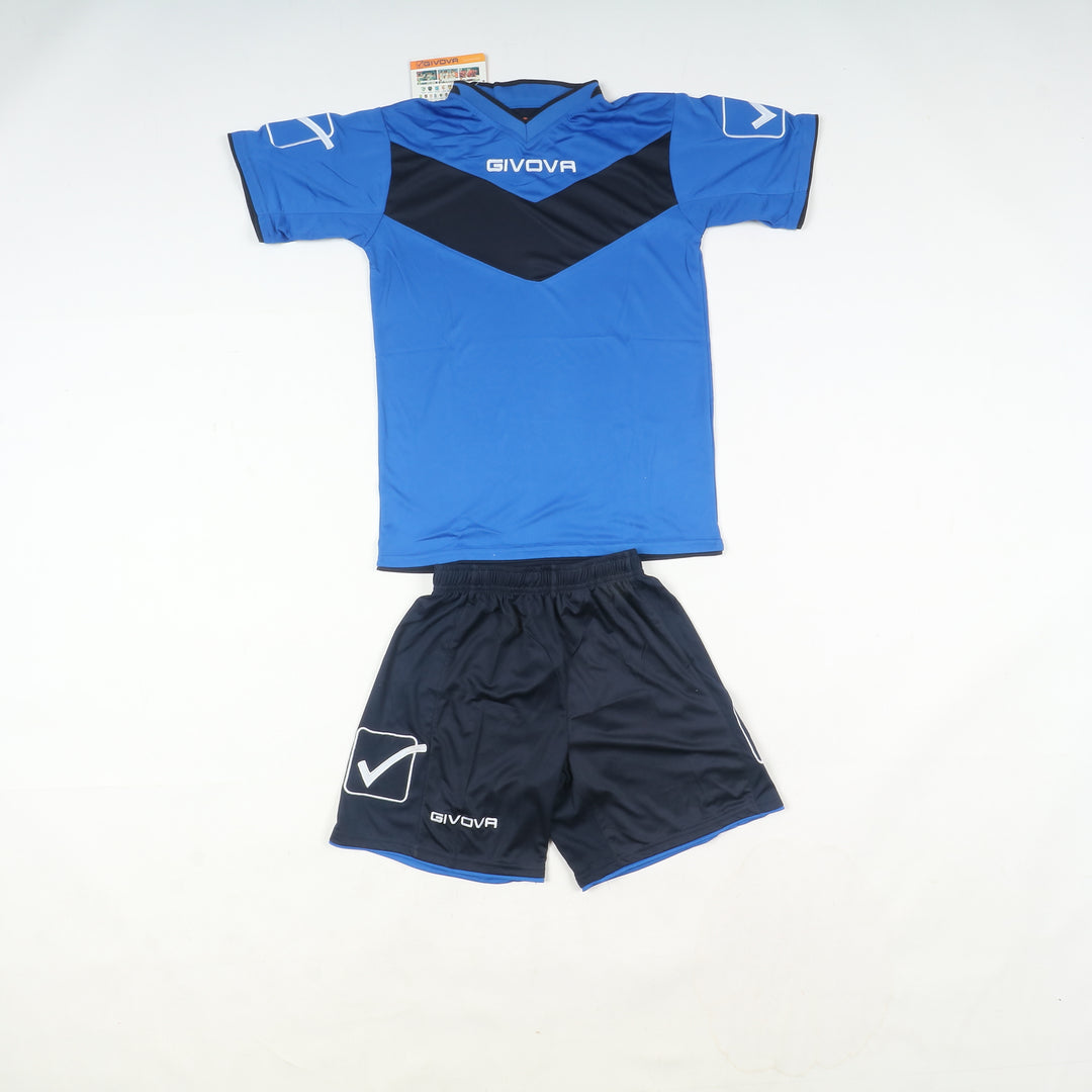 Completi da calcio bambino nuovi con cartellino 24pz Mizuno, Macron, Sportika