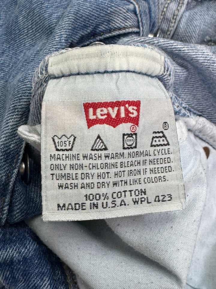 Levi's 501 for women Made In USA W26 L32 anni 80' 4 BOTTONI