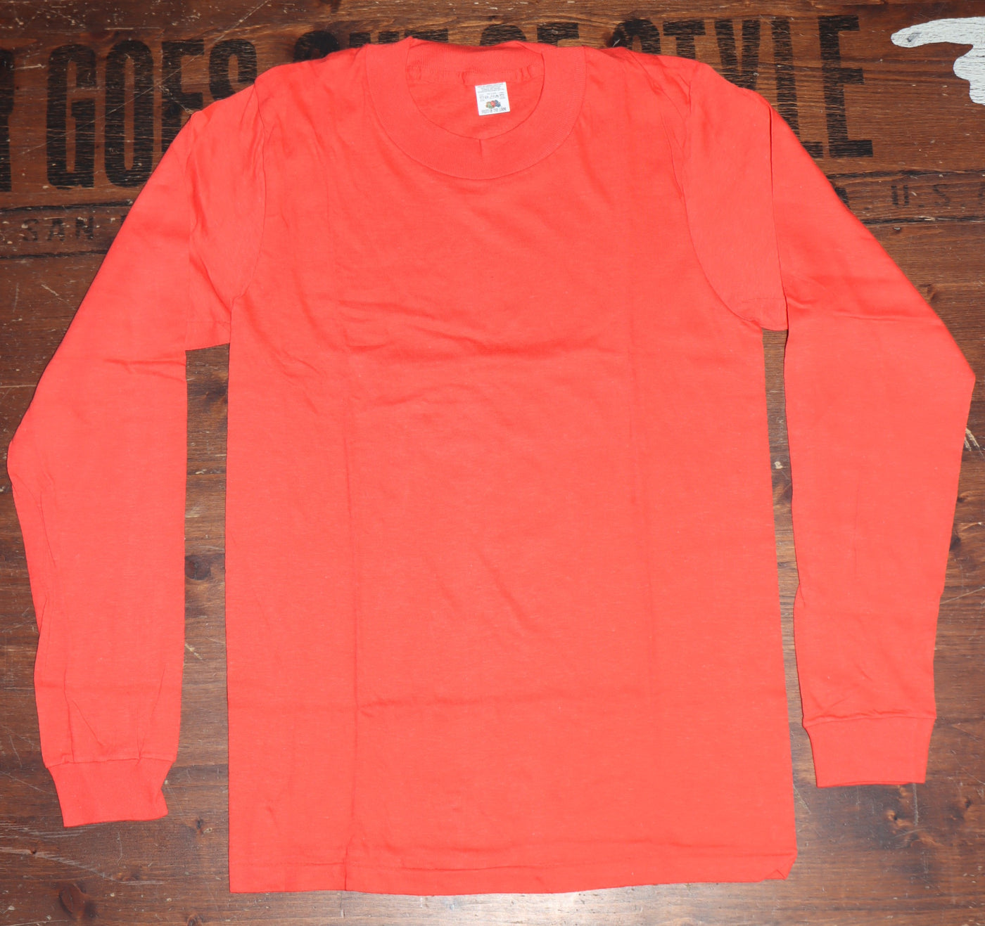 Fruit Of The Loom made in USA T-shirt Taglia M vintage manica Lunga nuova deadstock