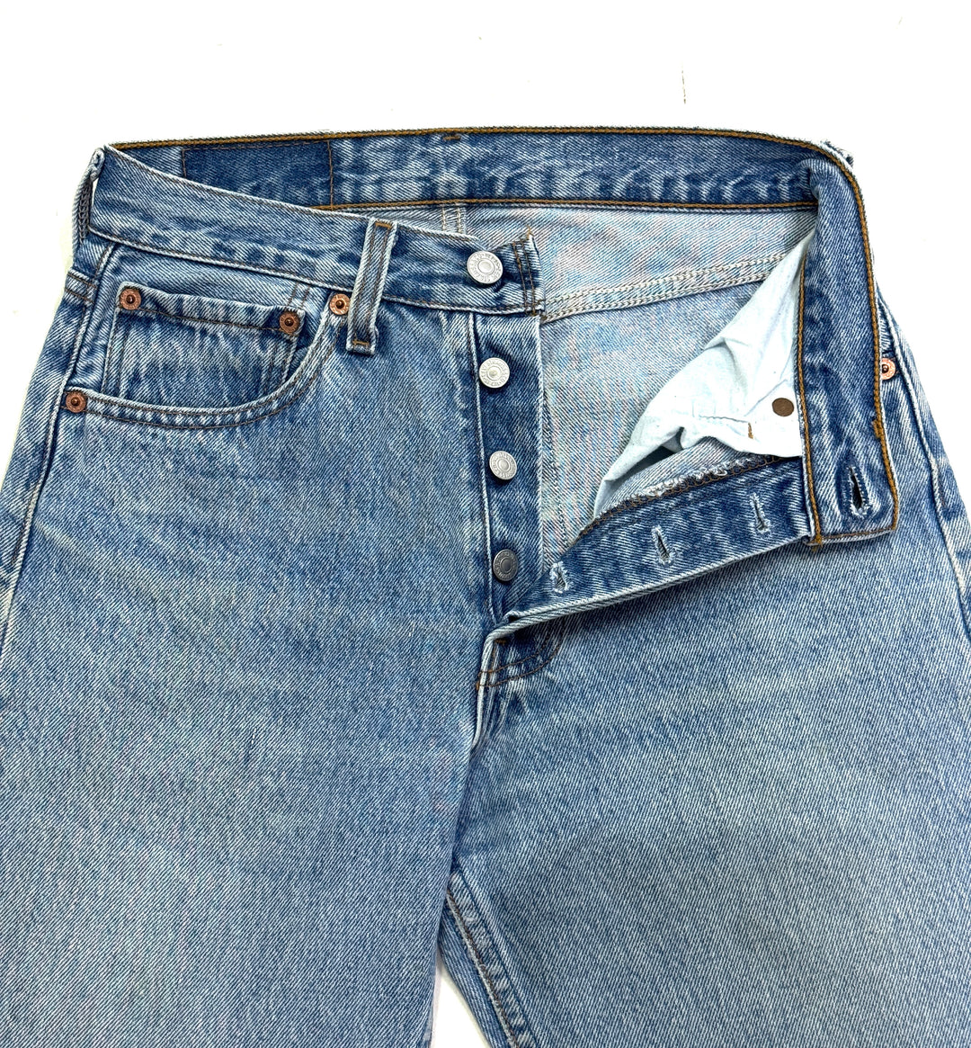 Levi's 501 for women Made In USA W26 L32 anni 80' 4 BOTTONI