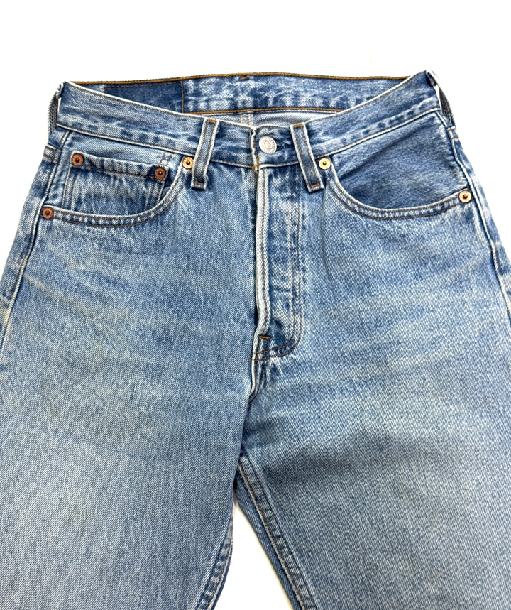 Levi's 501 for women Made In USA W26 L32 anni 80' 4 BOTTONI