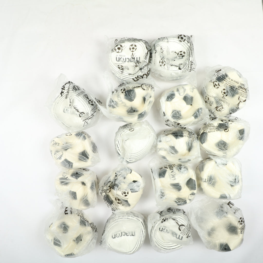 Stock palloni da calcio Macron numero 5 nuovi lotto da 54pz
