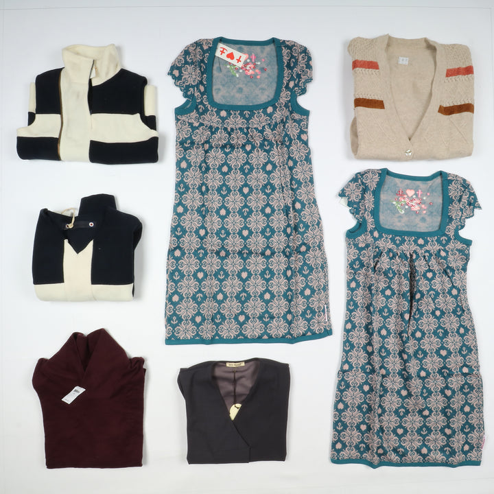 Abbigliamento misto uomo e donna Abiti, cardigan, maglioni e pile nuovi