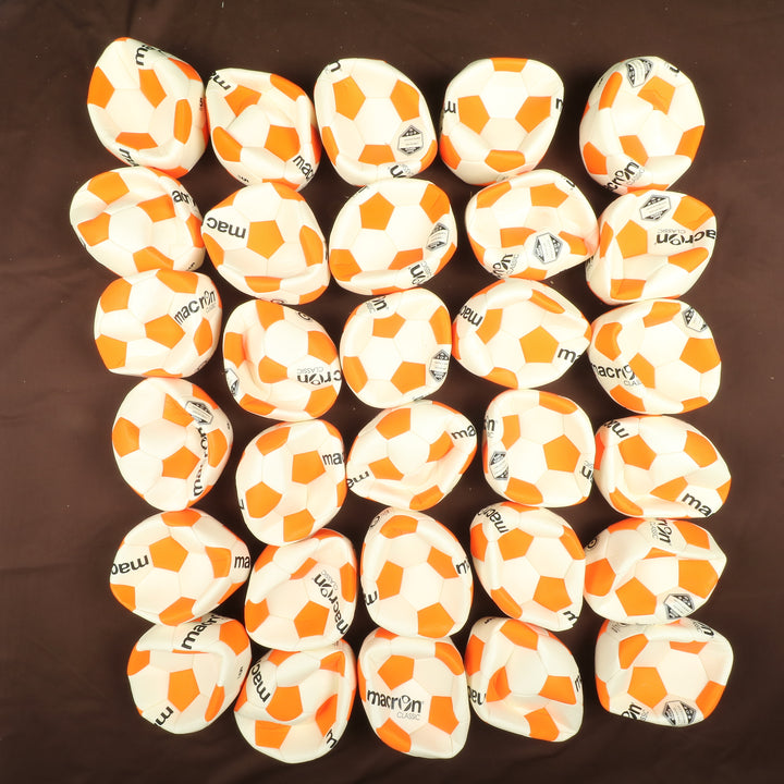 Stock palloni da calcio Macron numero 5 nuovi lotto da 54pz