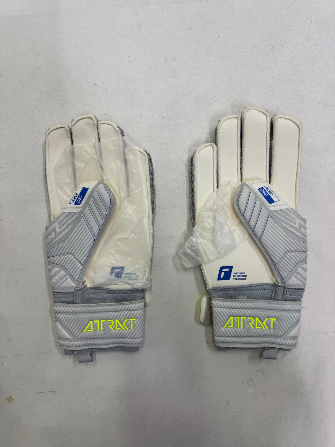 Reush attrakt grip size 10 guanti portiere calcio nuovi