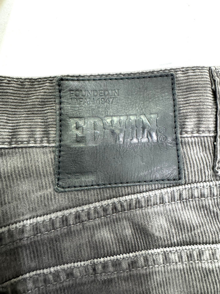 Edwin dillon slim pant W31 L32 deadstock corduroy pant marrone