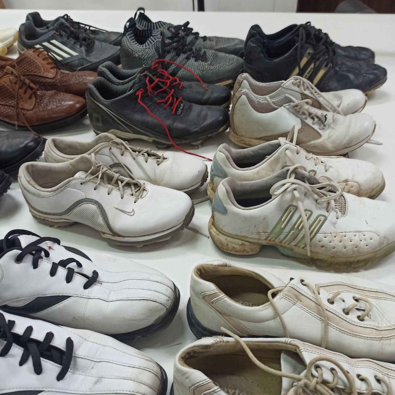Scarpe vintage da Golf box da 29 kg - 32pz