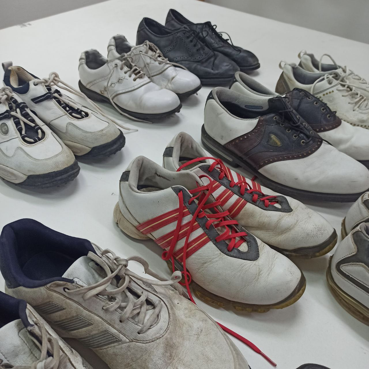 Scarpe vintage da Golf box da 29 kg - 32pz